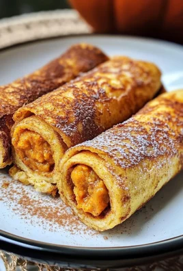Low-Carb Pumpkin French Toast Roll Ups