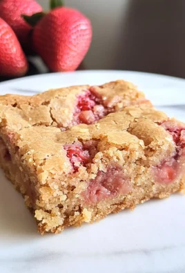 Keto Strawberry Lemon Blondies