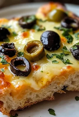 Easy Olive Cheese Bread Recipe (25-Minutes)