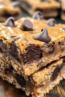 Easy Peanut Butter Chocolate Chip Bars Recipe